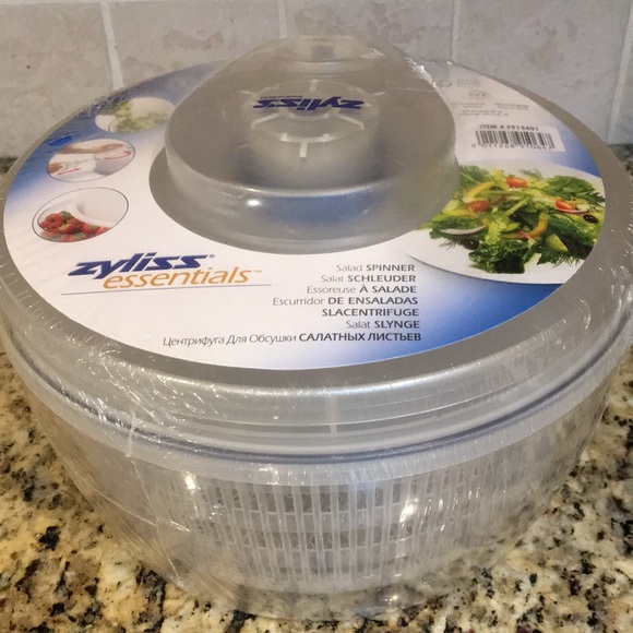 Zyliss Kitchen New Zyliss Salad Spinner Poshmark